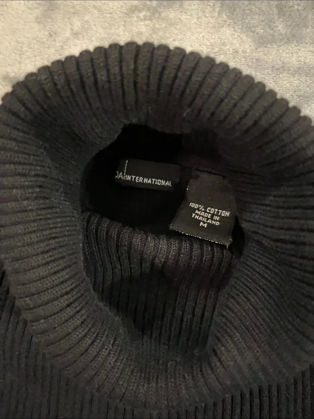Moda International sleek ribbed